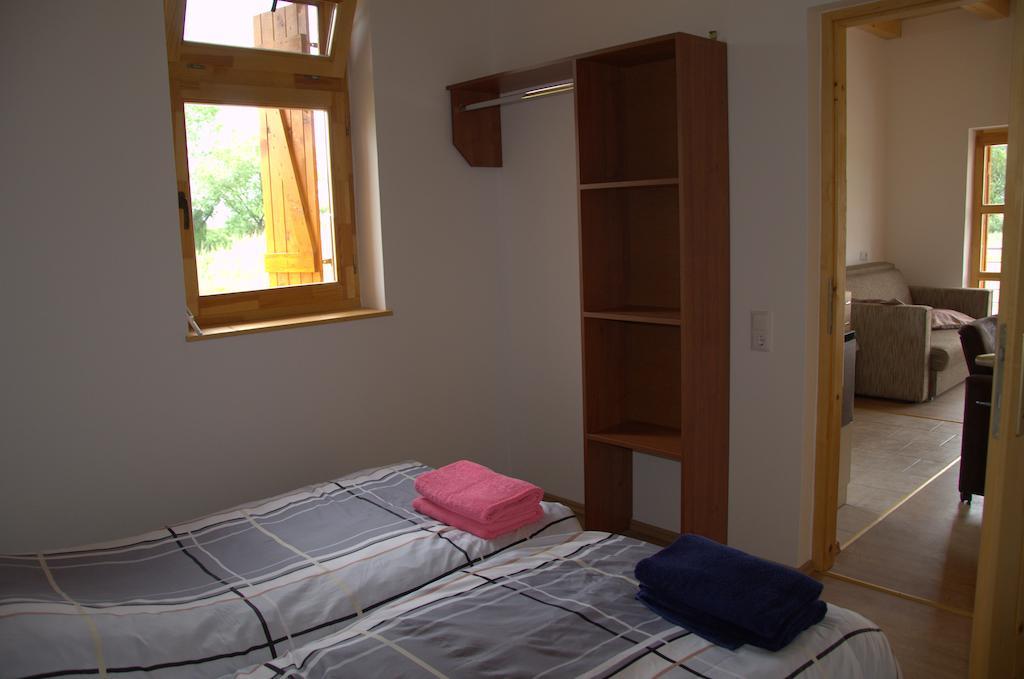 Pusztaeldorado Tiszagyenda Zimmer foto